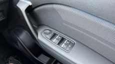 Renault Symbioz 1.6 E-Tech FHEV 145 Iconic Esprit Alpine 5dr Auto Hybrid Estate